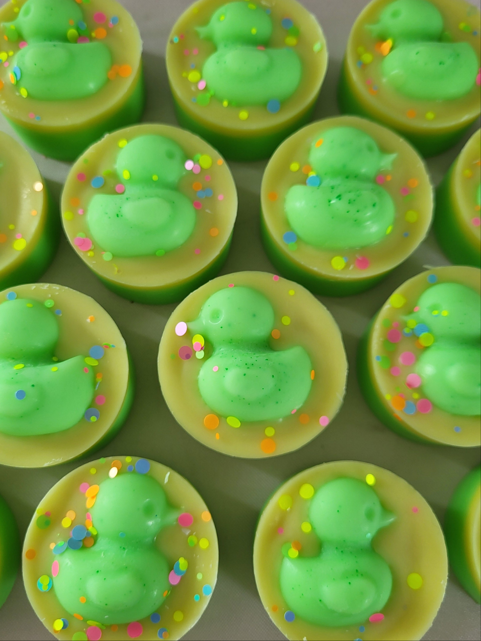 Juicy apple wax melt duck mini shape