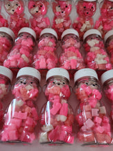 Load image into Gallery viewer, Wax melt mini teddy bear shapes in the fragrance sweet pink
