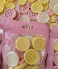Load image into Gallery viewer, Button shape wax melts in the fragrance daydream
